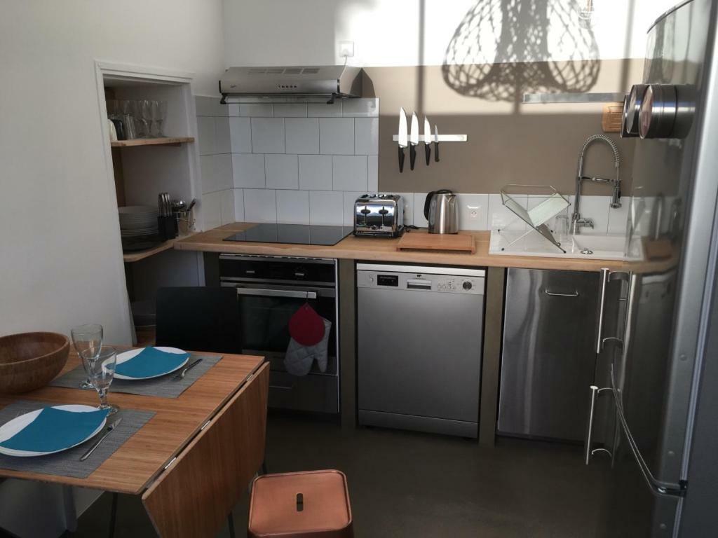 Gites "Oustaou De Bourboul" Grospierres Dış mekan fotoğraf